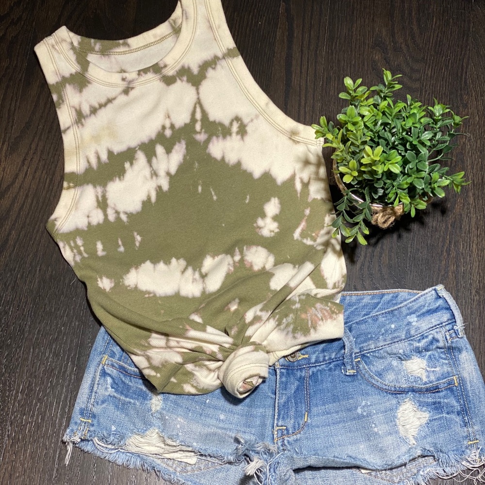COPY - Tank Top & Shorts